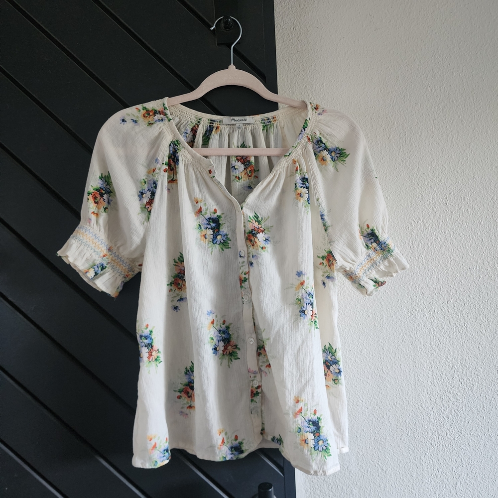 Madewell Smocked Button Down Top In Cream Floral Blouse - Small